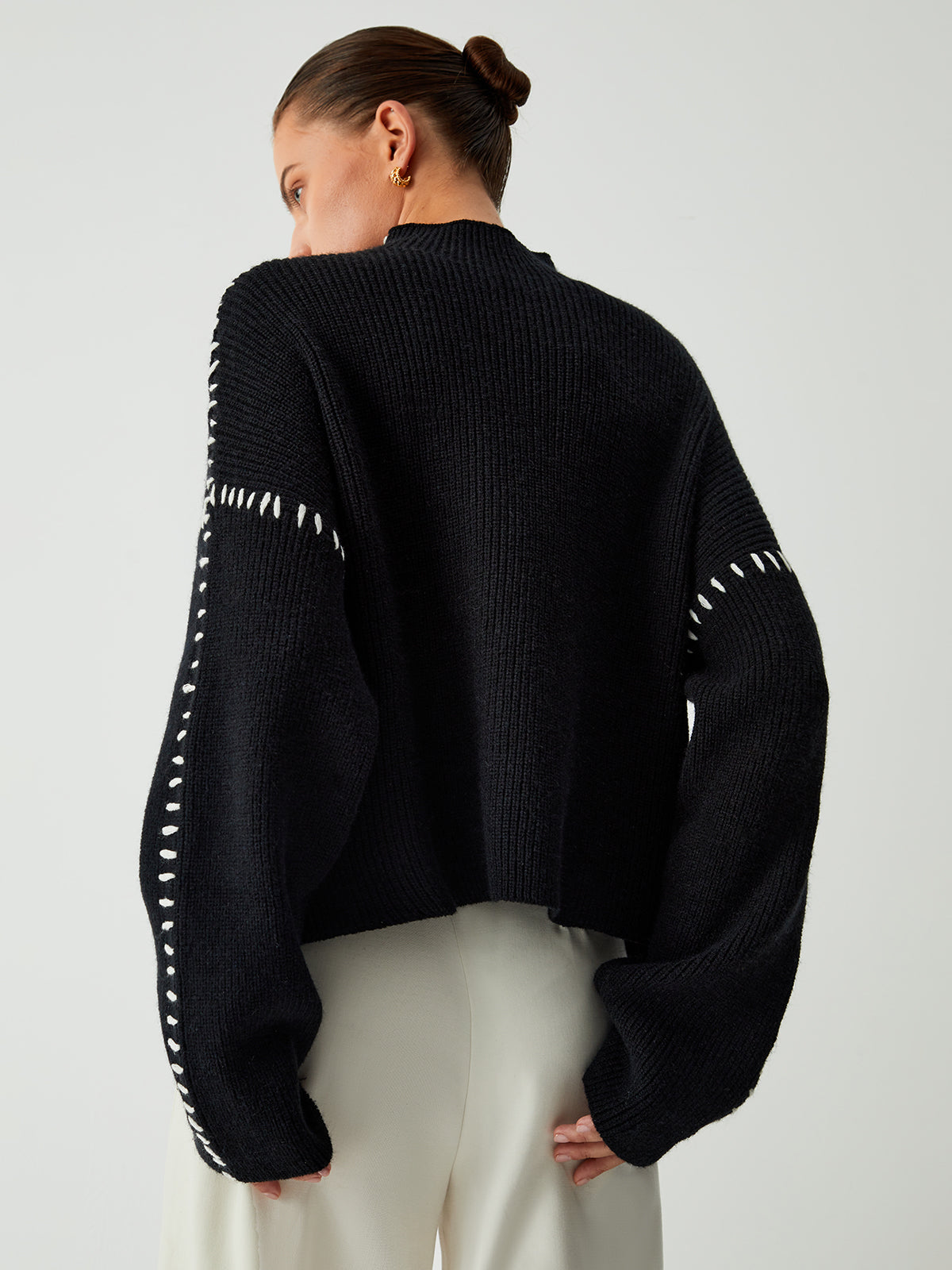 Alma - High Neck Pullover