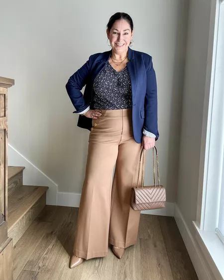 Jana - Elegant Wide Leg Trousers