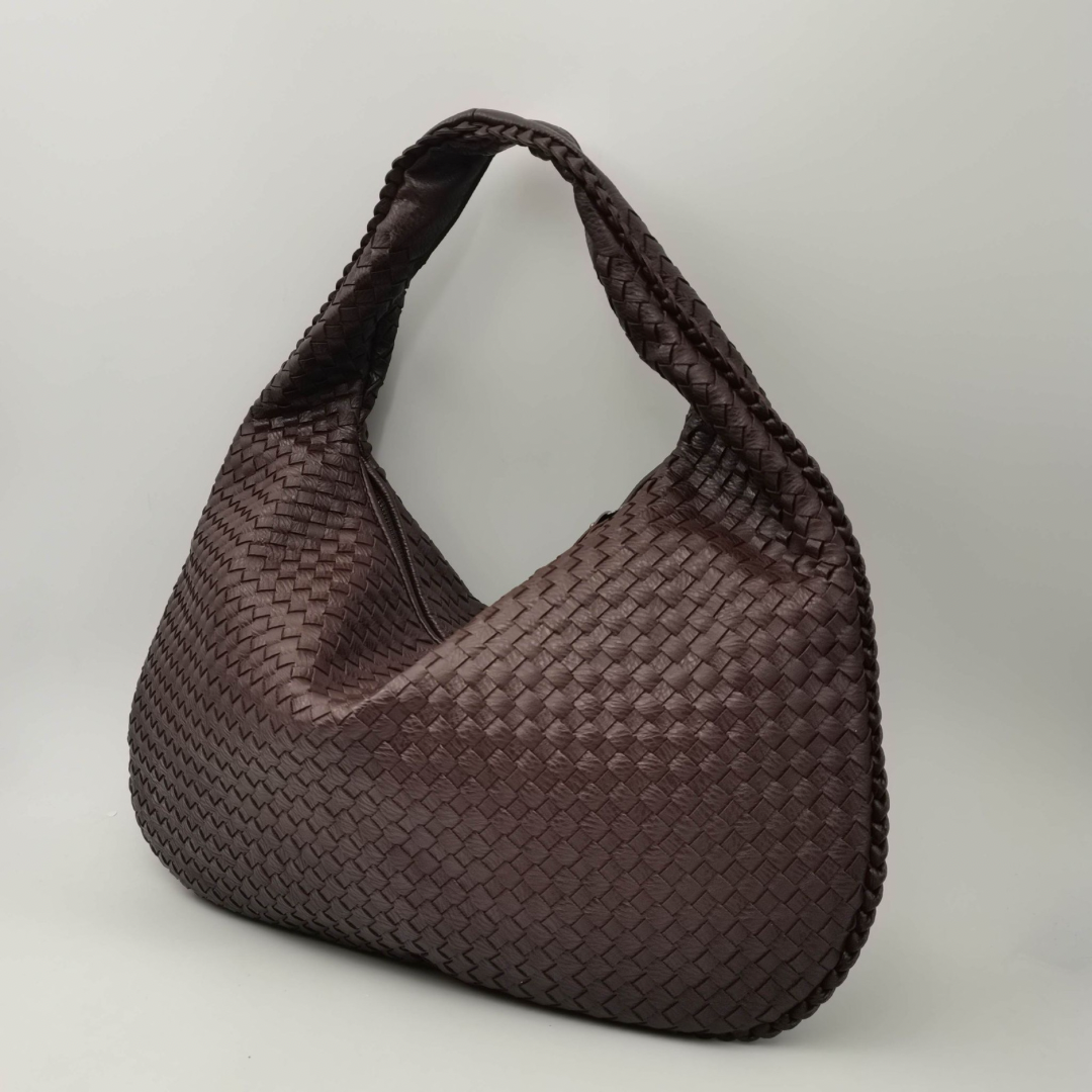 Bernaia - Elegant leather bag