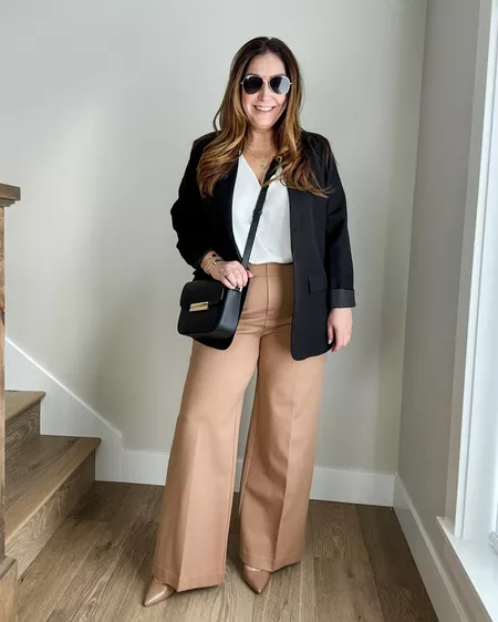 Jana - Elegant Wide Leg Trousers