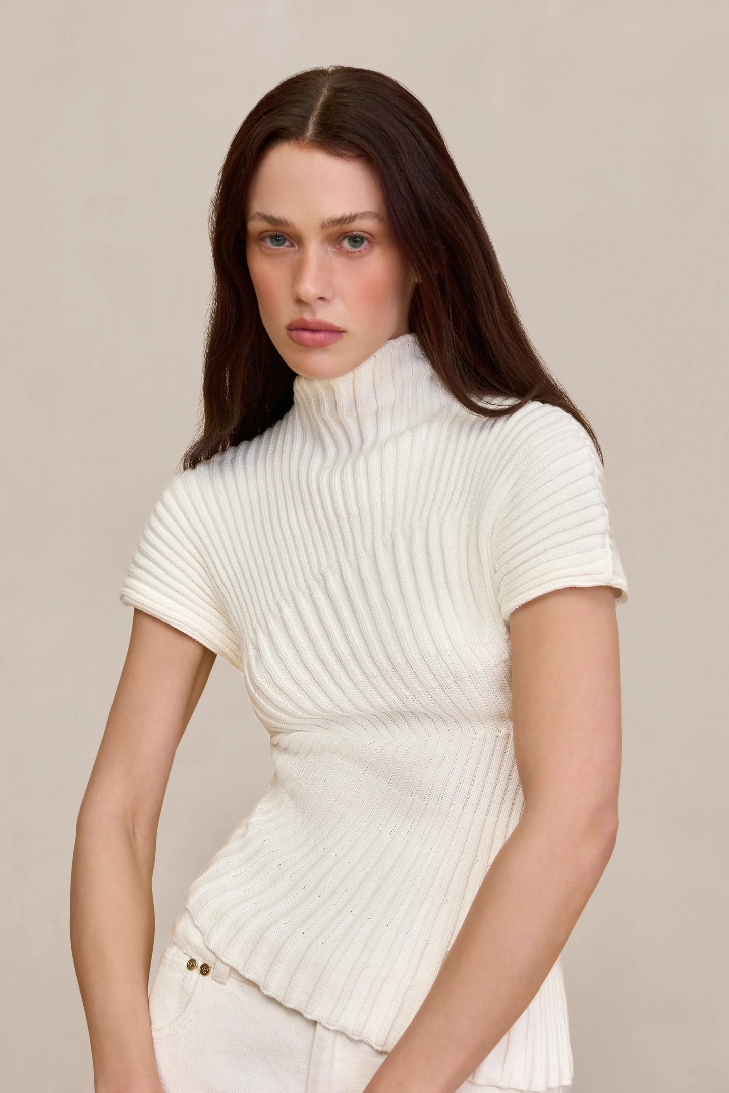 Najwa - Ribbed High Neck Top