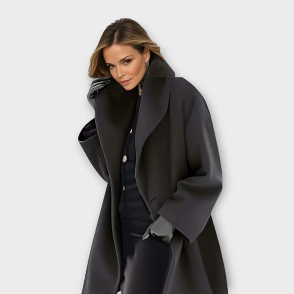 Sofia – Elegant Coat for the Cold Season